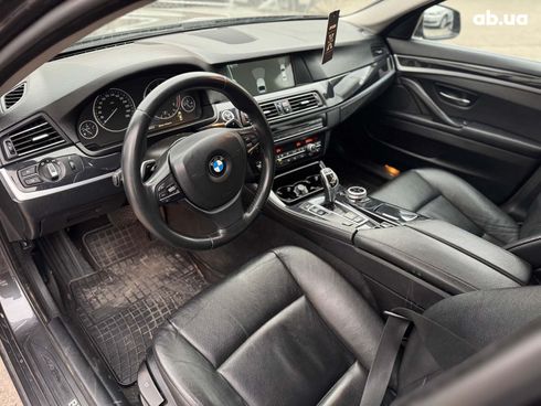 BMW 5 серия 2012 серый - фото 19