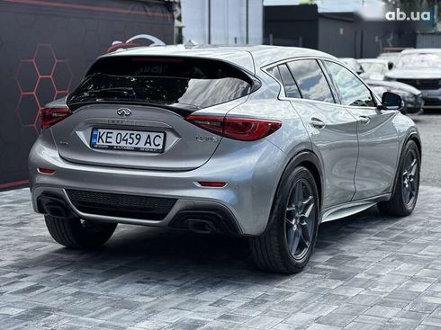 Infiniti Q30 2016 - фото 10