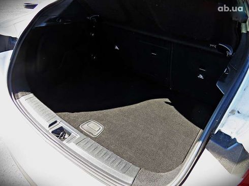 Infiniti Q30 2017 - фото 16