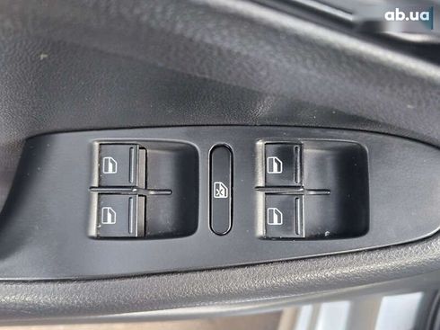 Volkswagen Jetta 2012 - фото 17