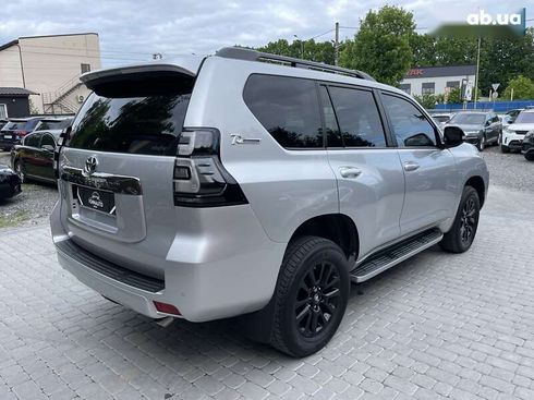Toyota Land Cruiser Prado 2021 - фото 12