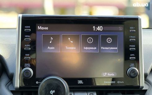 Toyota RAV4 2021 - фото 17