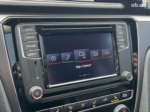 Volkswagen Passat 2018 - фото 28