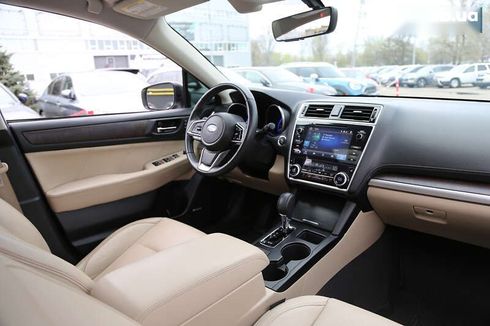 Subaru Outback 2018 - фото 16
