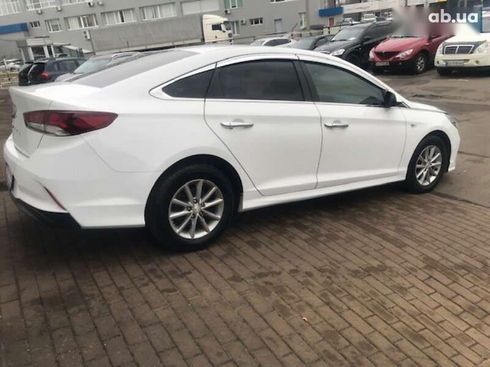 Hyundai Sonata 2017 - фото 3