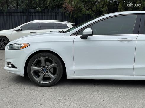 Ford Fusion 2016 белый - фото 16