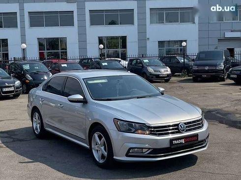 Volkswagen Passat 2016 - фото 2