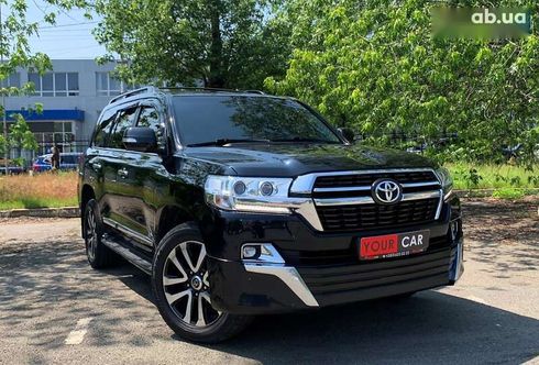 Toyota Land Cruiser 2017 - фото 10