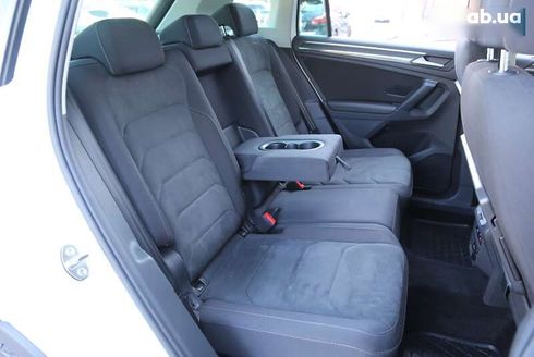 Volkswagen Tiguan 2020 - фото 11
