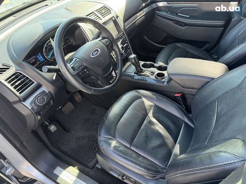 Ford Explorer 2018 - фото 15