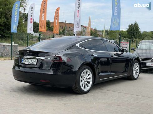 Tesla Model S 2018 - фото 13