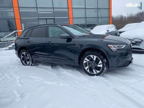 Audi E-Tron 2020 - фото 8