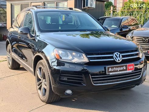 Volkswagen Touareg 2011 черный - фото 5