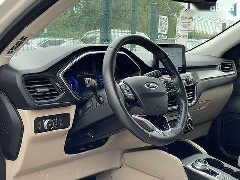 Ford Escape 2021 - фото 25