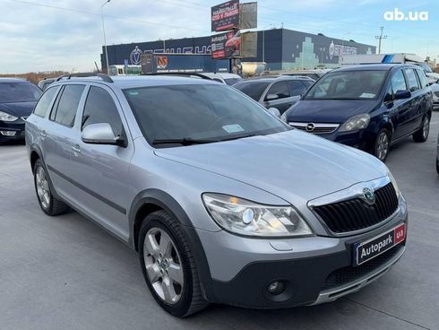 Skoda octavia a5 combi scout 2012 серый - фото 3