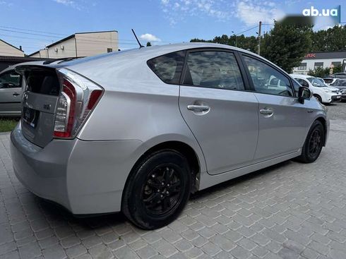 Toyota Prius 2013 - фото 14