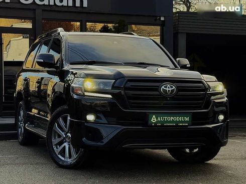 Toyota Land Cruiser 2018 - фото 10