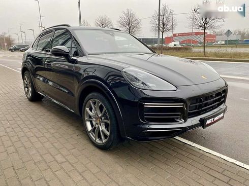 Porsche Cayenne 2019 - фото 10