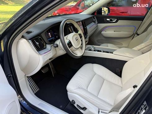 Volvo XC60 2023 - фото 11