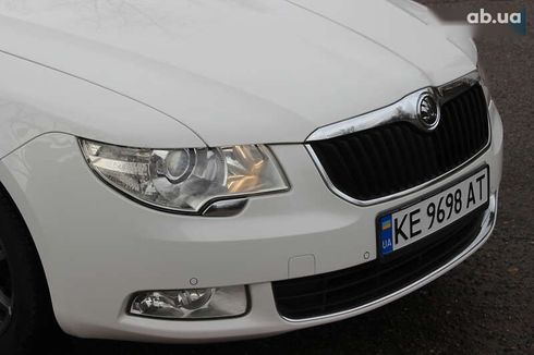 Skoda Superb 2011 - фото 12