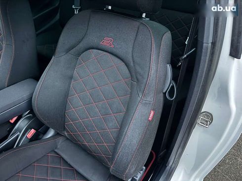 SEAT Ibiza 2010 - фото 17