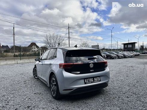 Volkswagen ID.3 2020 - фото 10