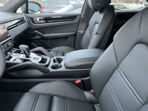 Porsche Cayenne 2022 - фото 17