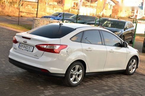 Ford Focus 2014 - фото 12