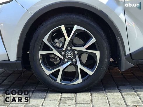 Toyota C-HR 2019 - фото 13