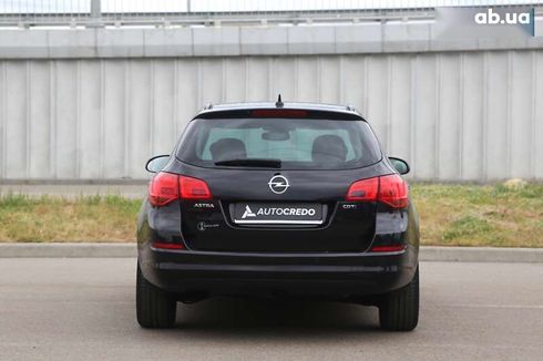 Opel Astra 2011 - фото 5