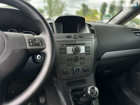Opel Zafira 2005 - фото 28