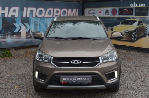 Chery Tiggo 2 2018 коричневый - фото 2