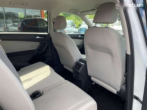 Volkswagen Tiguan 2020 - фото 23