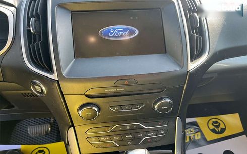 Ford Edge 2016 - фото 11