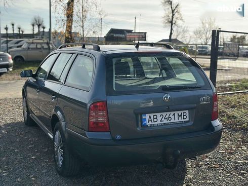Skoda Octavia 2004 - фото 10