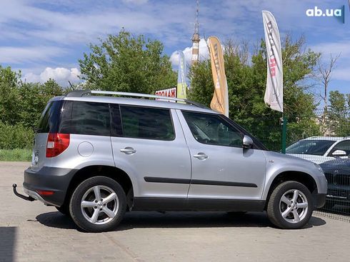 Skoda Yeti 2012 - фото 22