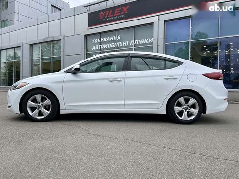 Hyundai Elantra 2018 - фото 4