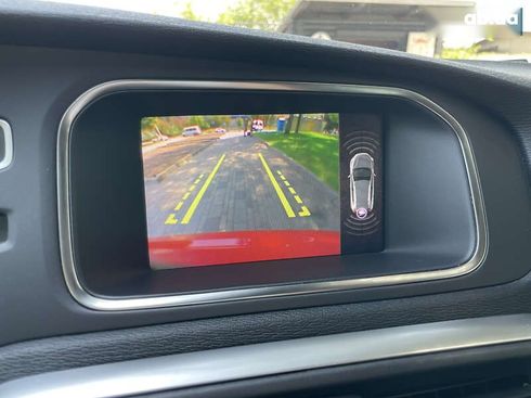 Volvo V40 Cross Country 2018 - фото 27