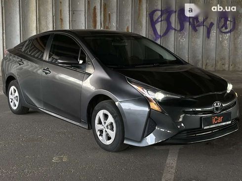 Toyota Prius 2016 - фото 11