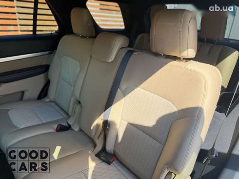 Ford Explorer 2017 - фото 21