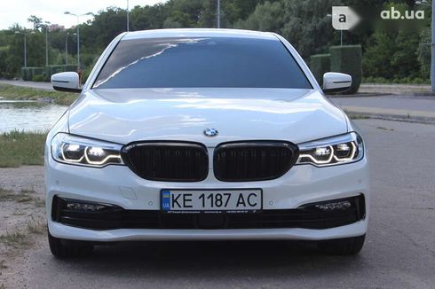 BMW 5 серия 2018 - фото 2