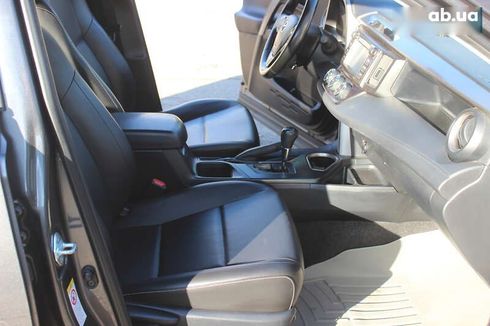 Toyota RAV4 2016 - фото 19