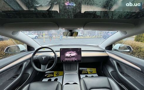 Tesla Model 3 2022 - фото 11