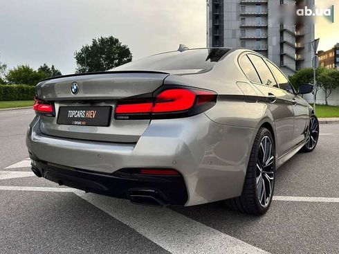 BMW 5 серия 2021 - фото 18