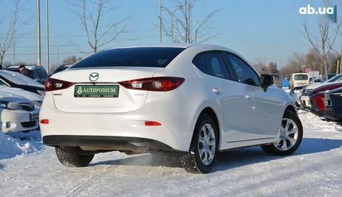 Mazda 3 2017 - фото 10