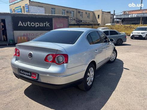 Volkswagen passat b6 2006 серый - фото 5