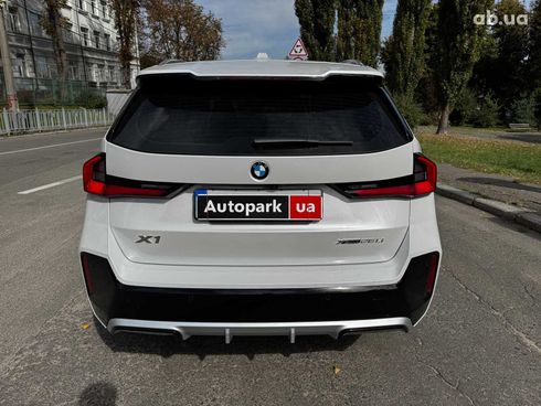 BMW X1 2024 белый - фото 8