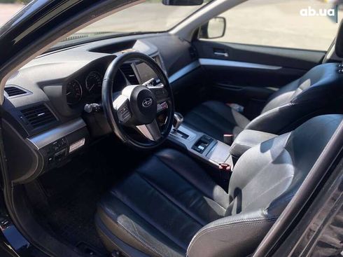 Subaru Outback 2011 - фото 17