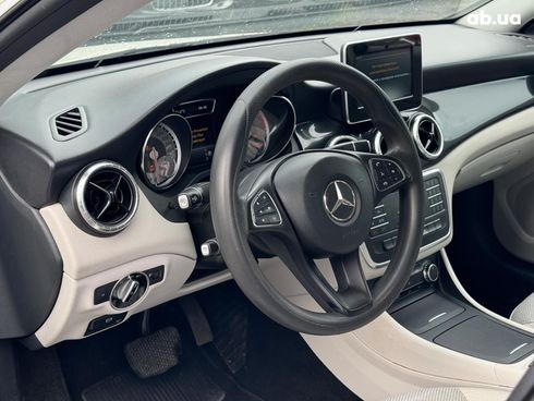 Mercedes-Benz CLA-Класс 2015 белый - фото 36