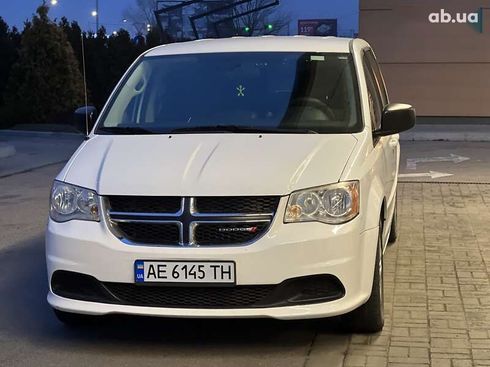 Dodge grand caravan 2017 - фото 11